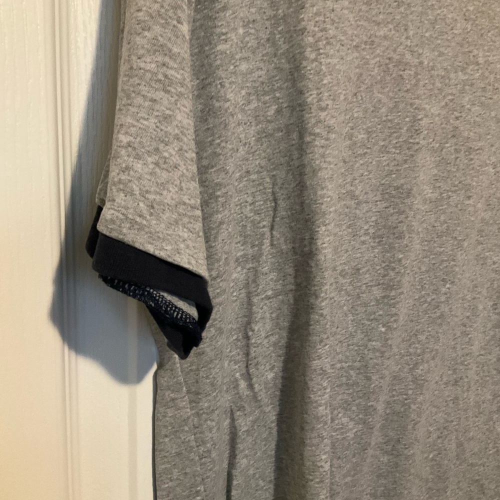 1979 Graphic Gray T-Shirt - Picture 2 of 9